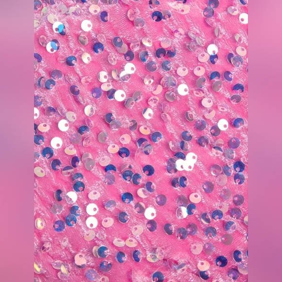 PINKY HEART CROP - Picture 3 of 16